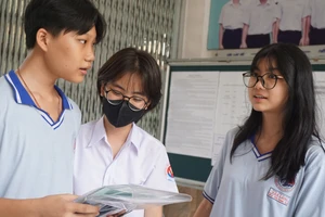 Đề Toán thi vào lớp 10 tại TP.HCM khiến giáo viên bất ngờ