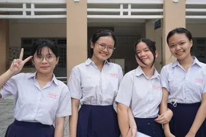 Điểm chuẩn lớp 10 tại TP.HCM: Trường top dưới bất ngờ tăng điểm