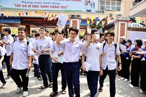 TP.HCM: 10 Trường THPT có điểm chuẩn lớp 10 cao nhất