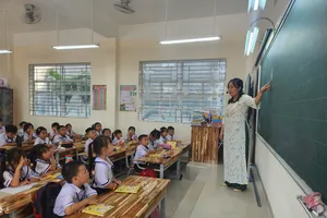 Giáo viên trường công có được phép mở trung tâm dạy thêm?