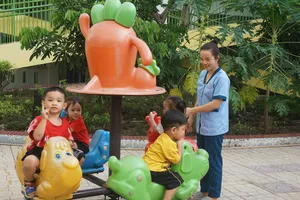 Đã có đề án hỗ trợ công nhân lao động tại KCN, KCX chăm sóc và nuôi dạy con