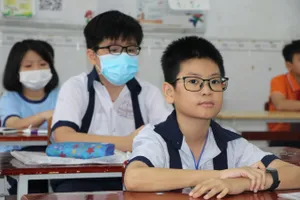 Sáng nay, hơn 3.500 sĩ tử khảo sát vào lớp 6 trường tiên tiến, hội nhập