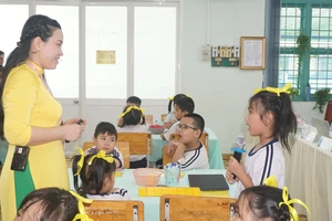 Trường tiểu học ứng dụng AI vào tiết học ra sao?