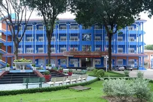 Thu học phí sai quy định rồi nộp vô ngân sách: Nên trả lại cho sinh viên 