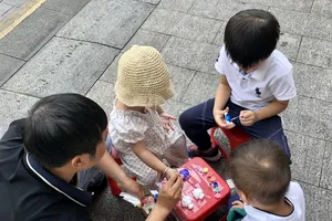 Tôi có thể nhận 2 cháu ruột làm con nuôi được không?