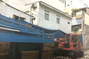 Bị hàng xóm xây nhà làm nứt tường, yêu cầu bồi thường ra sao?