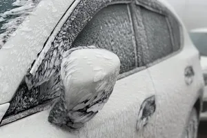 Kỹ năng lái xe trên đường đi du lịch ngắm tuyết