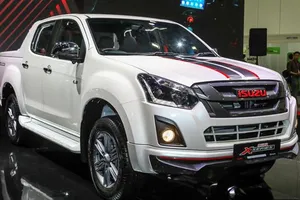 Lại thêm dòng bán tải của Isuzu giảm giá tới 70 triệu đồng