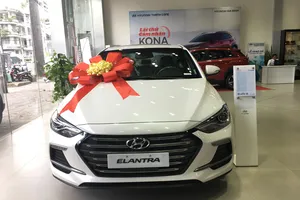 Cơ hội mua ô tô giảm giá trong tháng 4 