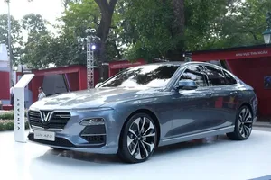 Mua xe VinFast được tùy chọn trang thiết bị và tính năng