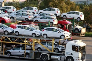 Xe nhập tiếp tục chiếm ưu thế và tăng doanh số bứt phá