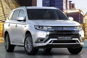 Bảng giá Mitsubishi tháng 7: Ưu đãi hấp dẫn lên đến 51,5 triệu