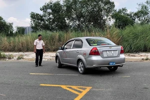 Kỳ thi sát hạch sẽ được Tổng cục Đường bộ giám sát qua camera. Ảnh:TN.