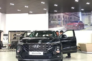 Hyundai Elantra, Kona đua nhau giảm giá lên đến 20 triệu đồng