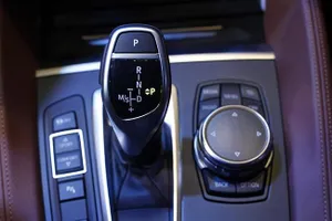 Giải nghĩa những ký hiệu viết tắt trên ô tô