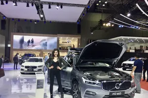 Lộ giá bán tốp 5 ô tô siêu sang cực hấp dẫn tại VMS 2019