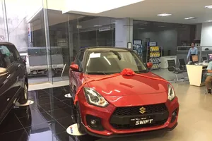 Sau giảm giá, Suzuki Swift dẫn đầu phân khúc 