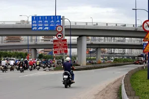 Quy chuẩn mới, tài xế ô tô tải cần nhớ biển báo này