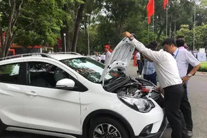 Doanh nghiệp ô tô chấp nhận thiệt thòi để đổi lấy sự tin tưởng