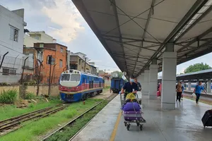 Đường sắt thông tuyến tàu TP.HCM đi Hà Nội