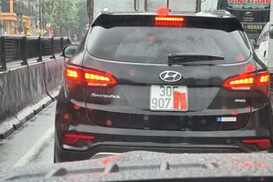 Có nên tăng mức phạt đối với hành vi che biển số xe?