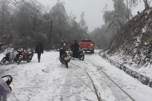 Tài xế cần nhớ điều này khi lái xe ô tô đi ngắm tuyết
