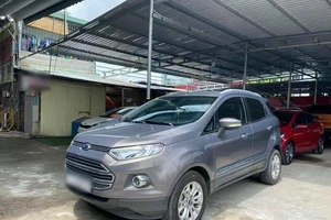 Cận Tết, nhiều ô tô cũ được khách quan tâm