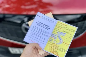 Đi xe ô tô điện gây tai nạn có được bảo hiểm đền pin?