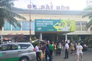 Giảm giá vé tàu cho học sinh đi thi, nhập học