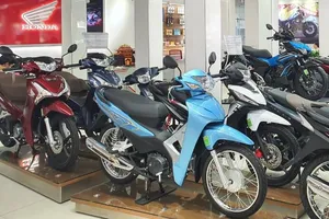 Giá xe Honda Wave Alpha mới nhất đội giá lên đến 3 triệu đồng