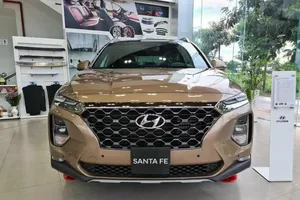 Loạt ô tô ưu đãi sâu: Hyundai SantaFe lên đến 150 triệu đồng