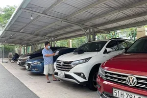 Đơn vị cho thuê xe tự lái 'đứng hình' trong mùa dịch COVID-19