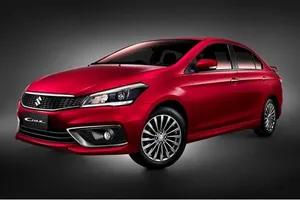 Người dùng vẫn chưa hài lòng dù Suzuki Ciaz giảm giá 60 triệu đồng