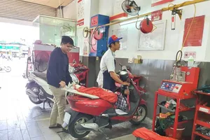Nằm bãi lâu ngày, xe máy bổng dưng không nổ vì nguyên nhân này