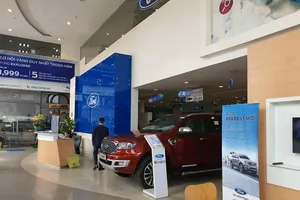 Bảng giá xe Ford tháng 12: 'Vua bán tải' có giá lăn bánh bao nhiêu?