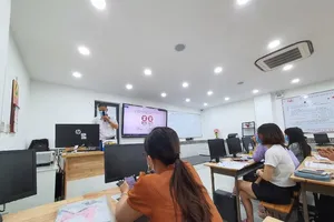 Đi Honda SH 350i không đúng bằng lái có thể bị phạt đến 4 triệu đồng