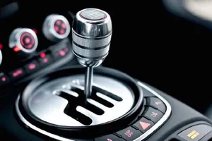 5 thói quen cần tránh để bảo dưỡng tốt hộp số tay