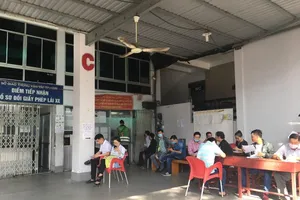 Người dân TP.HCM làm gì khi bằng lái xe hết hạn lúc giãn cách?