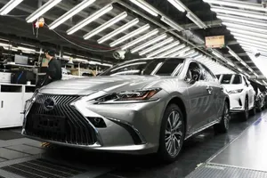 Toyota Motor bất ngờ ngưng hoạt động 14 nhà máy 