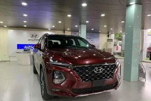 Hyundai SantaFe bất ngờ ưu đãi 120 triệu đồng