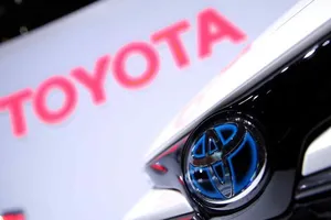 Xe ô tô Toyota có bị đẩy giá lên cao do sản lượng bị cắt giảm?