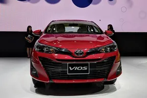 Giảm giá đến 100 triệu đồng, những mẫu xe này có giá lăn bánh bao nhiêu?