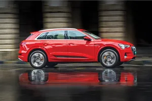 Thêm mẫu ô tô SUV có thể chạy khoảng 500 km mới hết điện