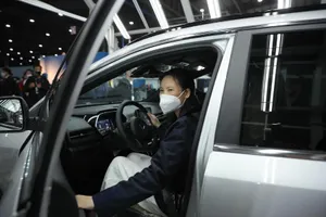 Chủ xe VF e34 đầu tiên: Tự hào là một phần trong lịch sử công nghiệp ô tô Việt