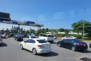 Hết hạn phí sử dụng đường bộ nhưng chưa hết hạn kiểm định, chủ xe cần làm gì?