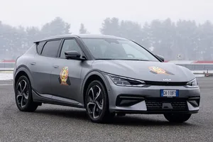 Bỏ xa Renault và Hyundai, mẫu xe điện này bất ngờ giành giải Xe của năm