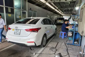 Có nên lắp thêm bộ lọc khí thải cho ô tô, xe máy để đáp ứng tiêu chuẩn?