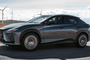 Mẫu xe điện đầu tiên của Lexus chính thức được tiết lộ