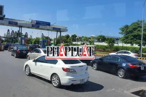 Chuyên gia nói gì về việc ô tô, xe máy dùng xăng RON 97?