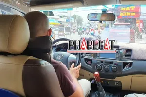 Từ câu chuyện xin lỗi vì va quẹt xe: Cần nhân rộng sự nhân văn trên đường lái